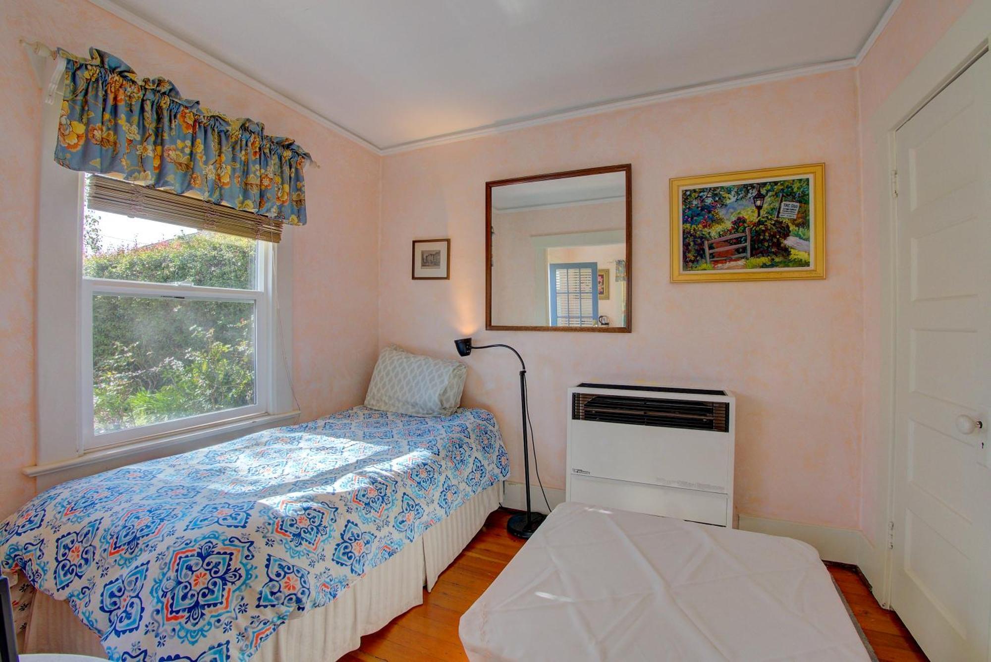 Bed and breakfast Secret Garden & 2*